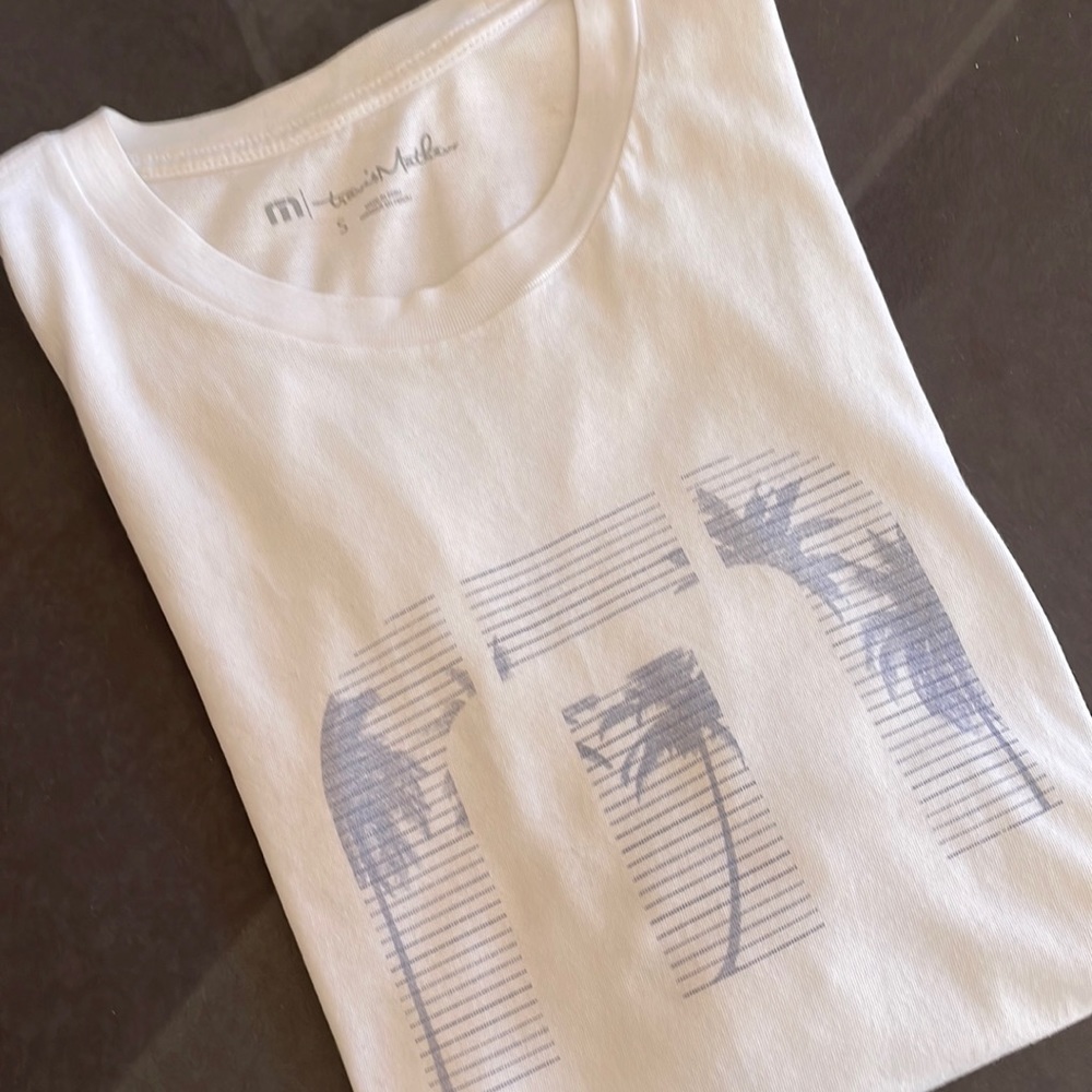 Travis Mathew palm print tee